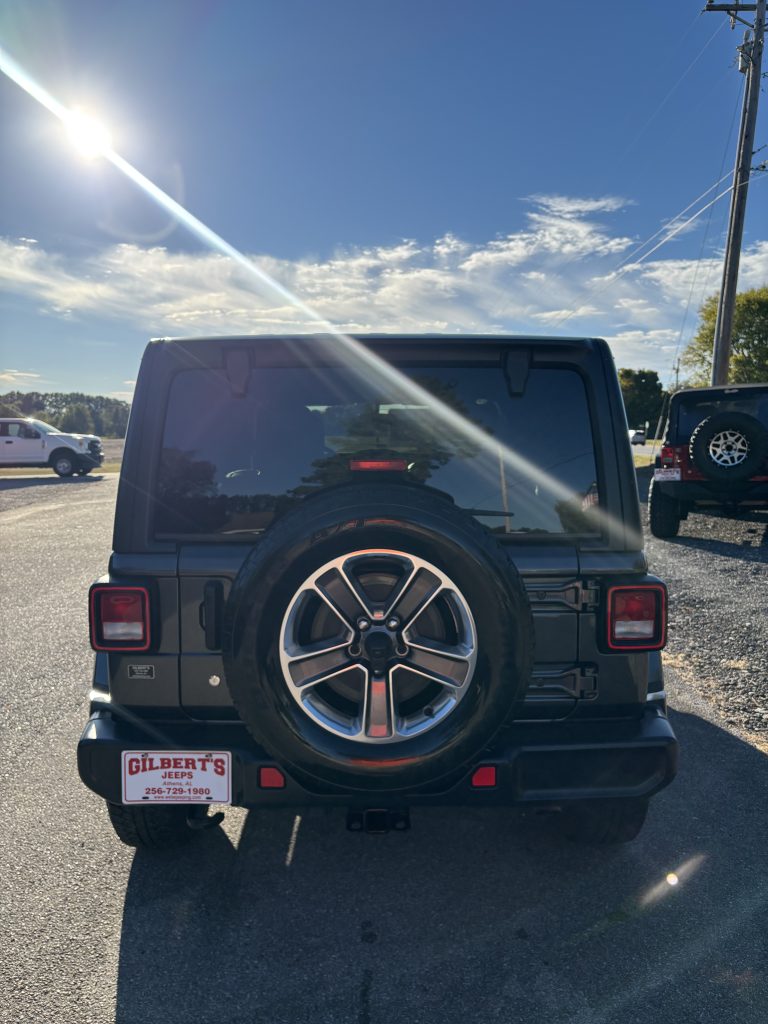 2020 Jeep WRANGLER