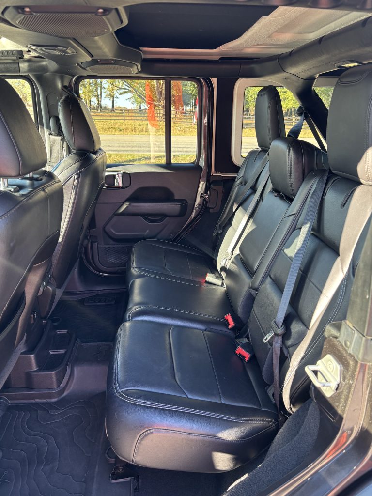 2020 Jeep WRANGLER