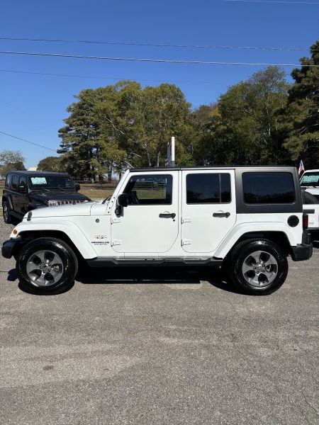 2017 Jeep WRANGLER