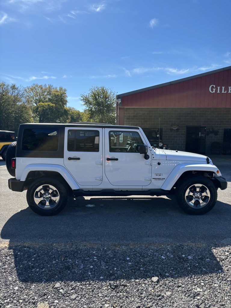 2017 Jeep WRANGLER