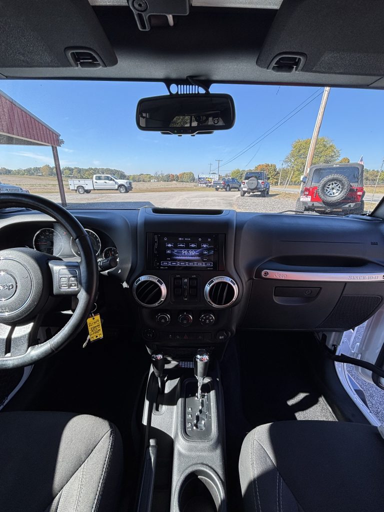 2017 Jeep WRANGLER