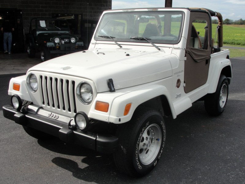 JEEP WRANGLER SAHARA                                stk 1084