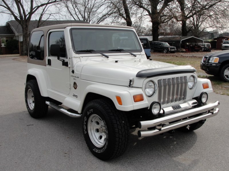 JEEP WRANGLER SAHARA 1999 stk#641 - Gilbert Jeeps and 4x4's