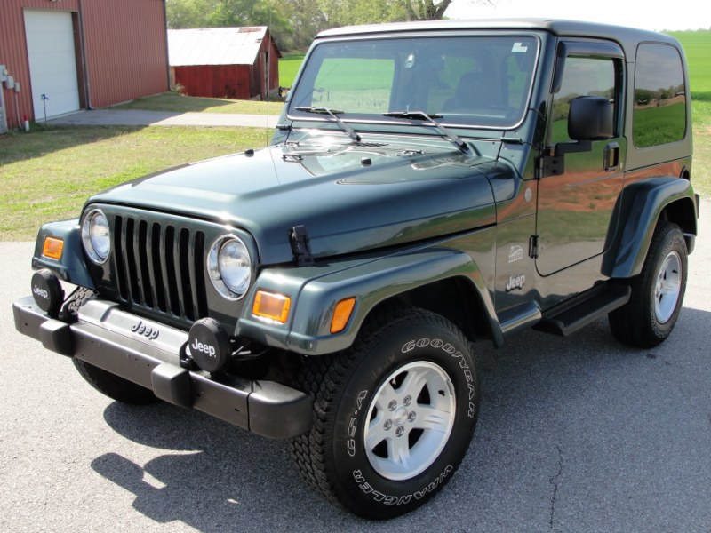 04 JEEP WRANGLER SAHARA     STK# 817