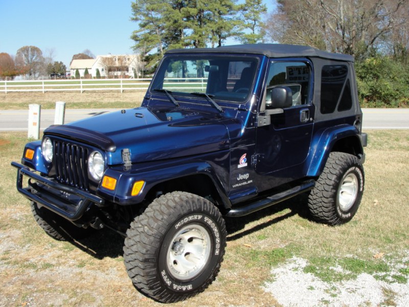 JEEP WRANGLER FREEDOM EDITION STK 902 - Gilbert Jeeps and 4x4's