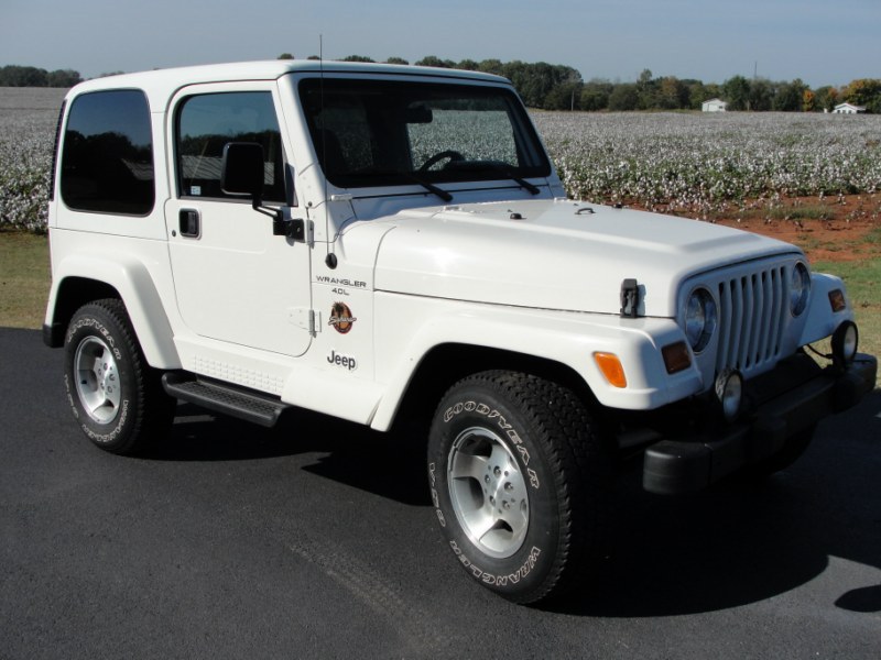JEEP WRANGLER SAHARA                         stk # 990